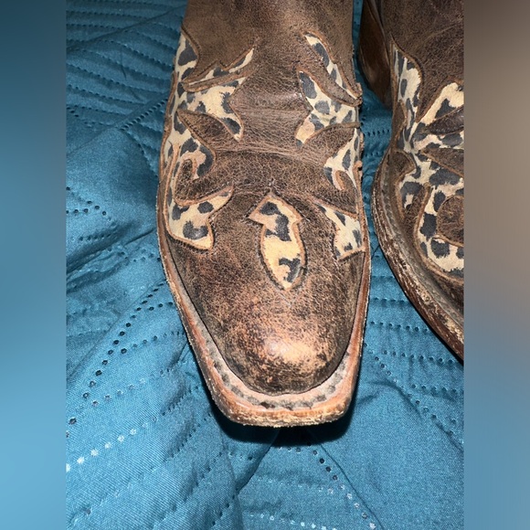 COPY - Johnny Ringo Leopard Print Boots - Picture 3 of 8